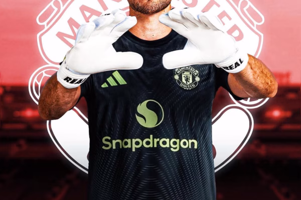 Manchester United Have Signed Keeper Senne Lammens